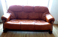 Beautiful 3 seat LEATHER SOFA