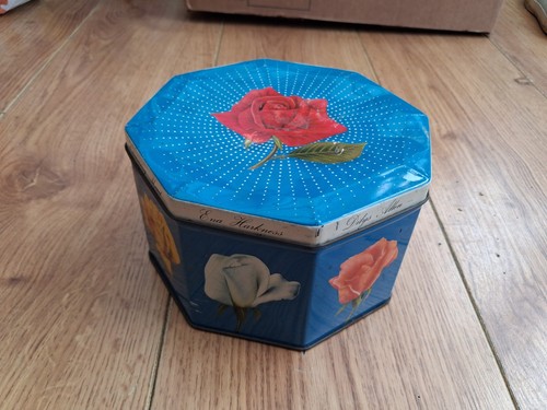 Carr vintage biscuit - co., tin