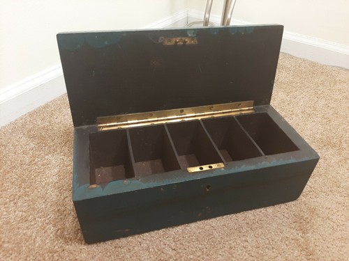 Antigue blue wooden box corbin - wooden,