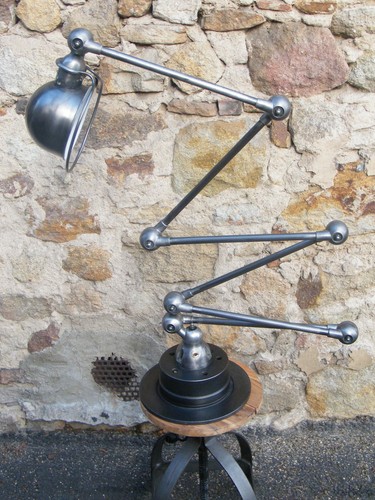 Beautiful arms jielde lamp - 6,