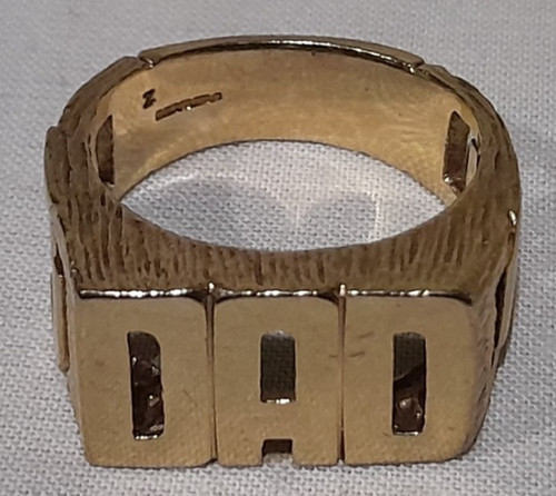 Heavy 9ct 375 yellow - **heavy,
