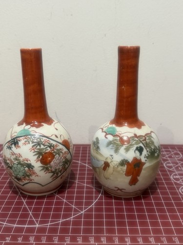 Japanese porcelain bud vases - porcelain,