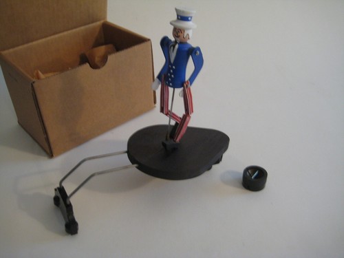 Victrola phonograph dancing - victrola,