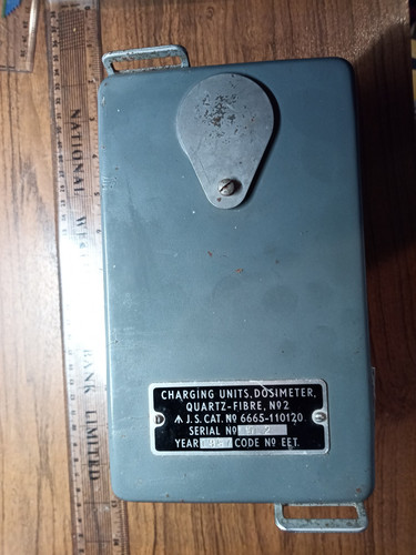 Dosimeter charging unit - dosimeter,