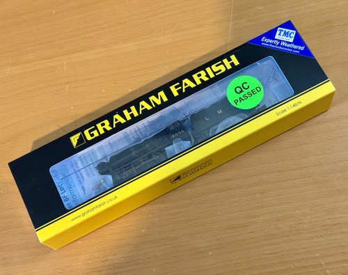 Graham farish 372 161 class - farish, 8f
