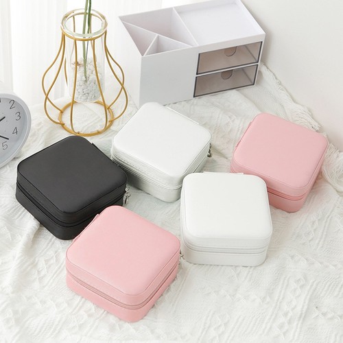 Small portable jewellery box - jewellery,