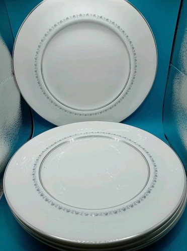 Royal doulton bone china - royal,