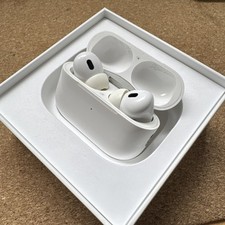 Apple AirPods Pro (2nd generation) with MagSafe Charging Case 