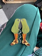 vintage novelty enamel legs