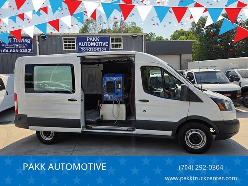 Oxford white ford transit 7l - white,