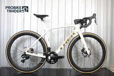 2025 Trek Madone SLR 7 Gen 8 Ultegra Di2 Era White (Size Medium) - Mint