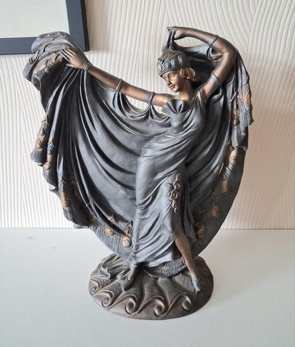 Austin sculpture dancing girl - austin,