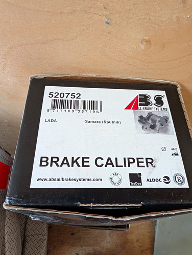 Front right brake caliper - front,