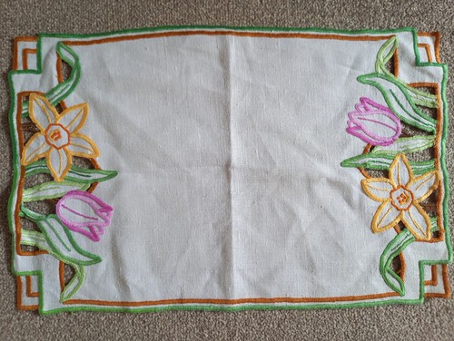 Vintage white hand embroidered - vintage, hand-embroidered