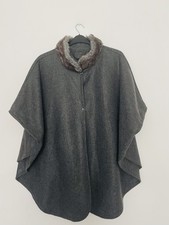 La Redoute Womens Grey Fur Trim Cape, One Size