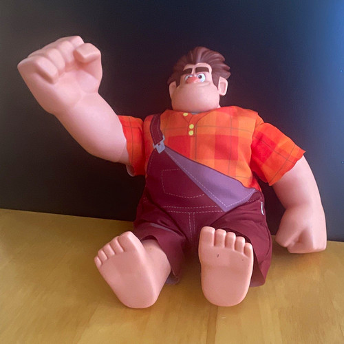 Wreck ralph figure - ralph,