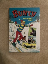 Bunty for Girls 1985 Annual Book hardback one page of outfits coloured in
