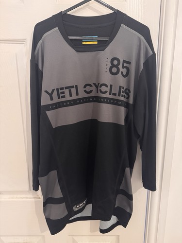 Yeti cycles jersey medium - yeti,