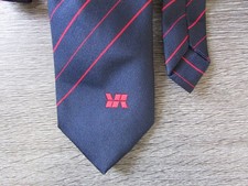 Three Red Lines Motif Striped