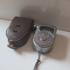 VINTAGE MINETTE IX MODEL CAMERA LIGHT METER in Excellent condition with Case 