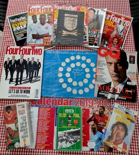 Football memorabilia bundle - bundle,