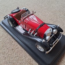 Burago - 1928 Mercedes-Benz SSK - Large 1:24 Scale c/w display stand & box