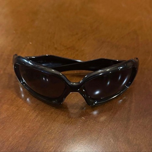 Oakley monster dog - oakley,