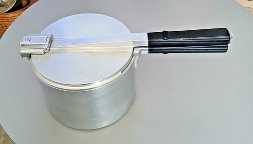 Vintage west bend aluminum - aluminum, amc