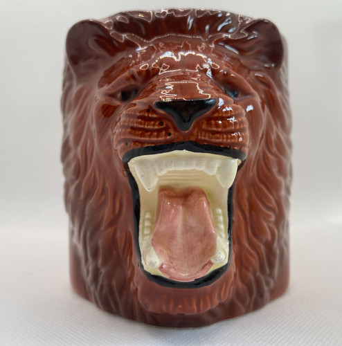 Nestle lion chocolate bar - chocolate,