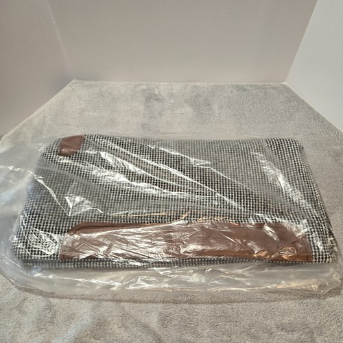 New 25x25 western saddle - saddle, pad