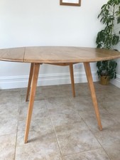 Amazing Ercol Drop Leaf Table Stunning condition seats 4-6 