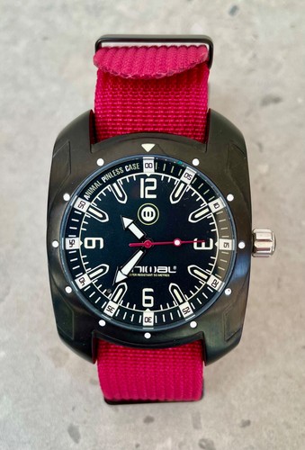 Animal watch offshore model - animal,