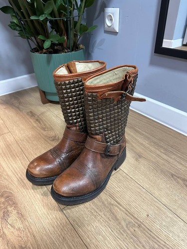 Ash distressed brown leather - distressed,