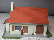 HO/OO ready-made Jouef 104900 small farm-house & barn -matted in super condition