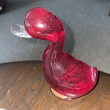 WHITEFRIARS Ruby Red Controlled Bubble Design Dilly Duck ornament