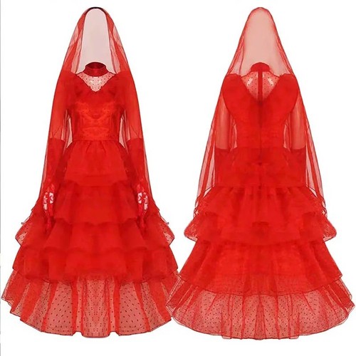 Lydia deetz red wedding - deetz,