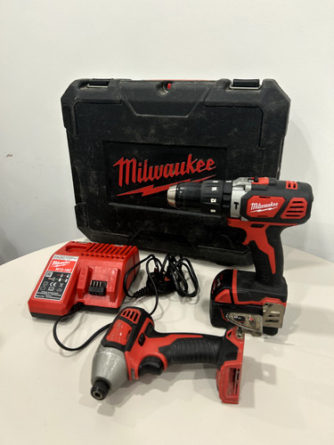 Milwaukee m18 combi drill - milwaukee,