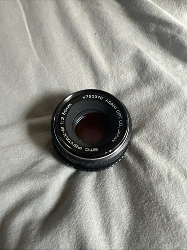 Pentax 50mm mount lens - f2.0, k