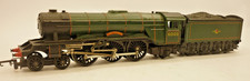 HORNBY 00 gauge BR LOCOMOTIVE - FLYING SCOTSMAN - GREEN - R850,             c