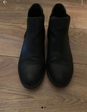 Nice Black Boots Size 7