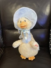 ANIMATED  STORYTELLING MOTHER