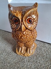 Beautiful vintage ceramic owl