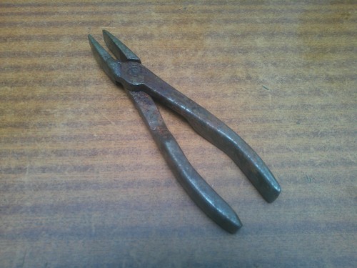 Blacksmith tongs long - tongs, 8-1/2"