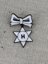 VINTAGE enamel White Ribbon