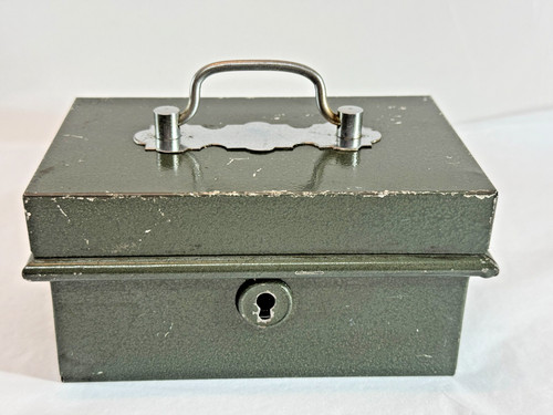 Vintage victa green metal cash - victa,