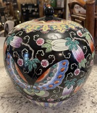 VIVID  HAND CRAFTED