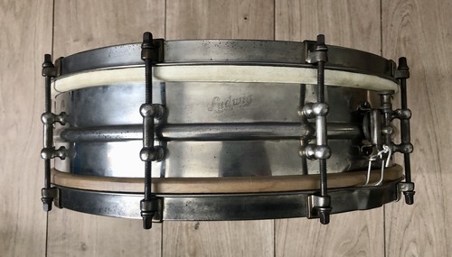 Ludwig 15x4 nob - 15x4, two