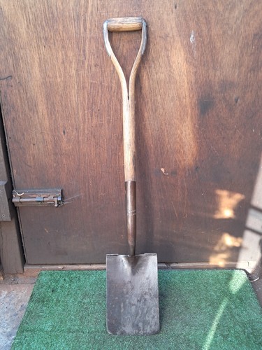 Vintage elwell garden spade - elwell,