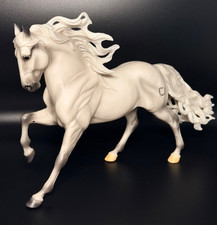 2004 Breyer Celebration Horse