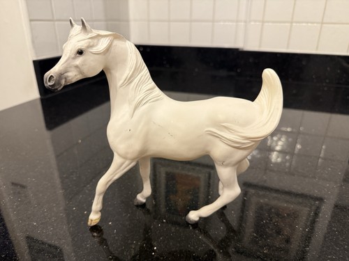 Breyer traditional horse - traditional,